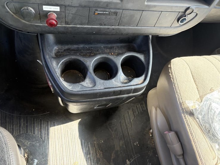 2009-chevrolet-express-1500-image-17