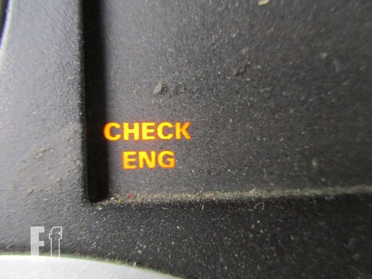 2008-sterling-l9500-image-14