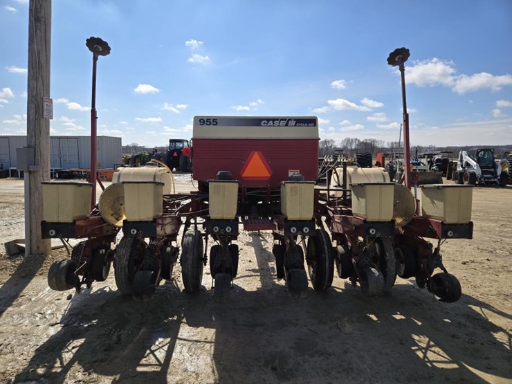 international-955-image-6