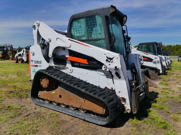 2015-bobcat-t750-image-1