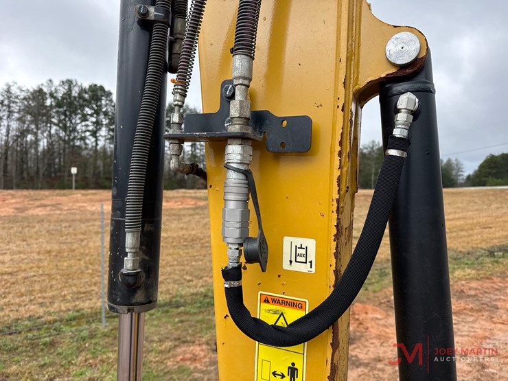 2022-caterpillar-306-cr-image-15