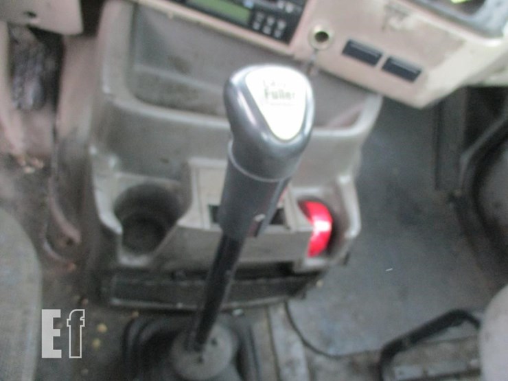 2008-sterling-l9500-image-11