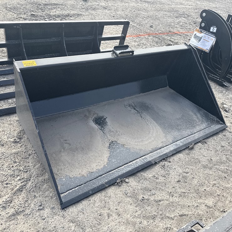 #2098 • Unused 66" Skid Steer Bucket w/Blade INV# 42350