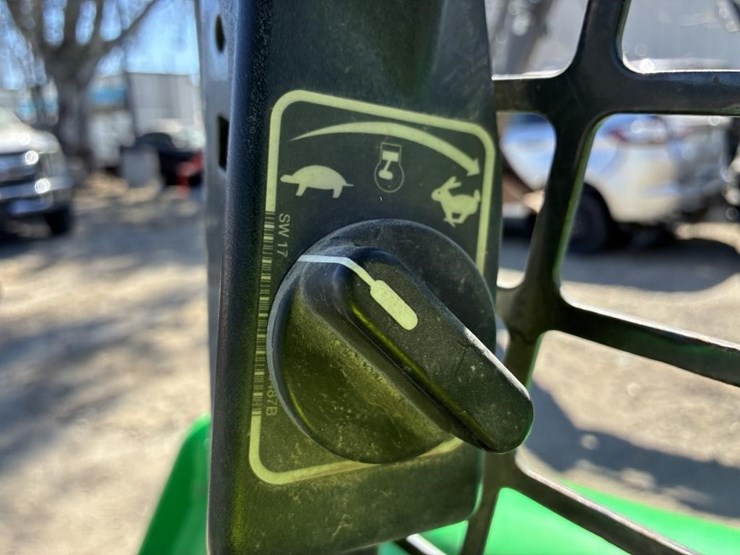 2020-bobcat-t550-image-16