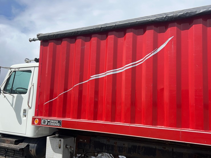 1999-international-4900-image-38