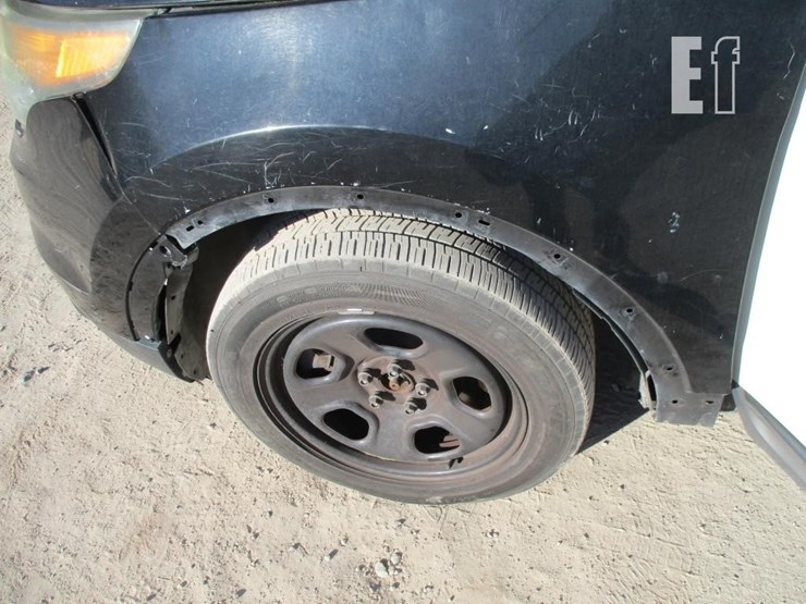 2015-ford-explorer-image-18