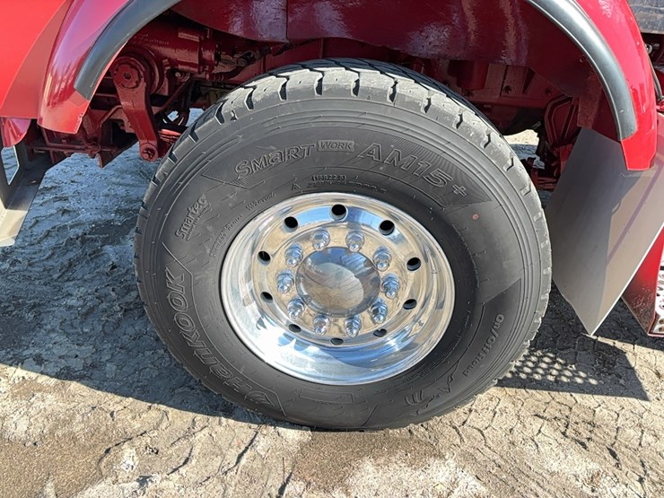 2001-kenworth-t800-image-16