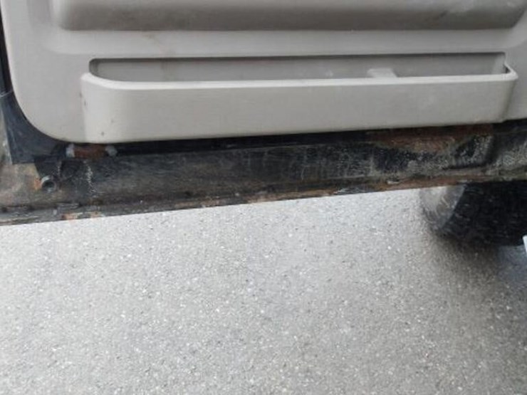 2010-ford-f250-xlt-image-12