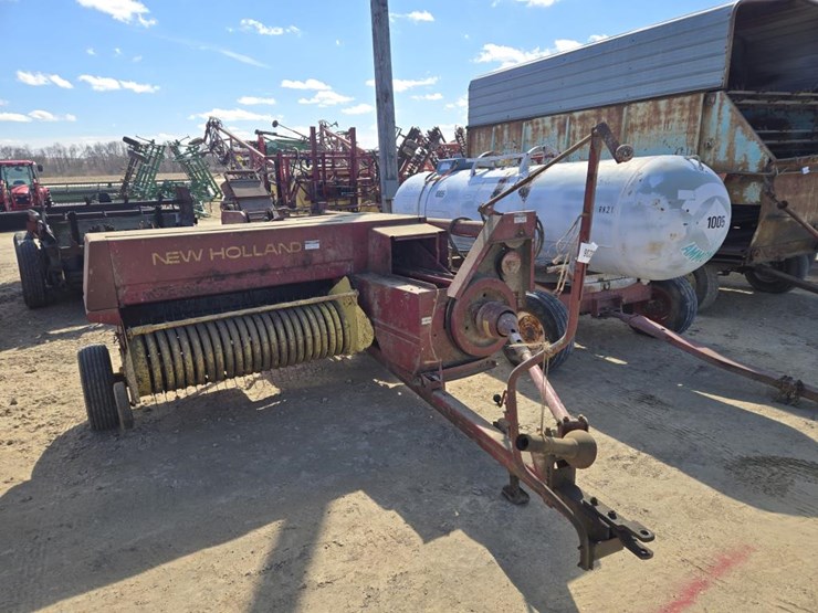 new-holland-315-image-2