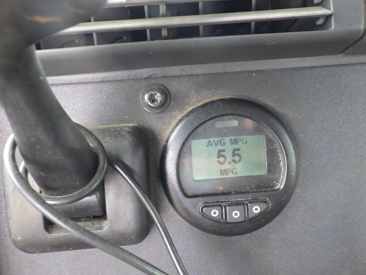 2016-freightliner-cascadia-125-image-42