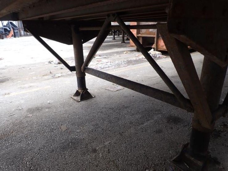 1997-stoughton-48-ft-image-34