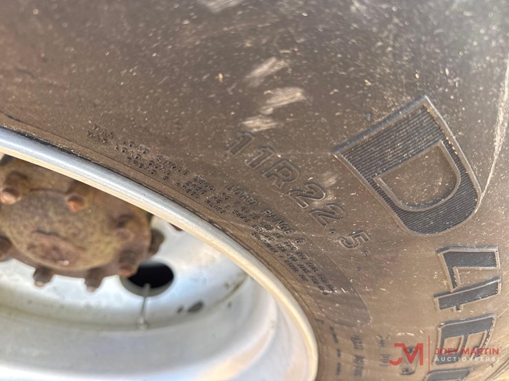 1995-ford-tractor-image-15