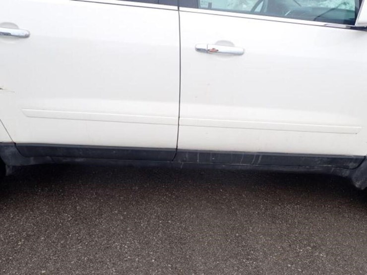 2015-chevrolet-traverse-image-75