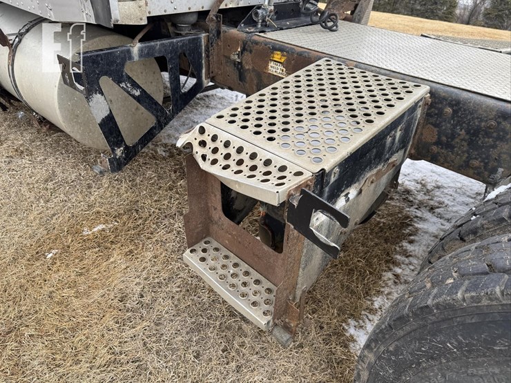 1998-kenworth-t600-image-15