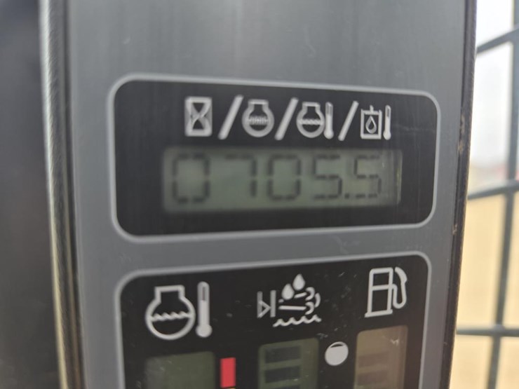 2020-case-tv450-image-25