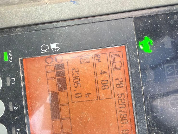 yanmar-vio80-1a-image-18