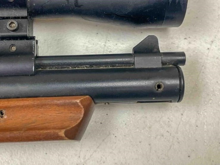 crosman-air-pistol-image-5