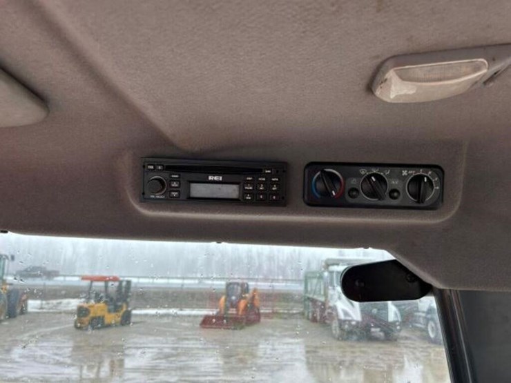 kubota-m9540d-image-12