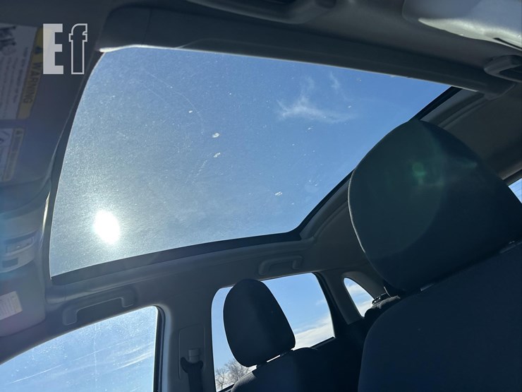 2011-mitsubishi-outlander-image-16