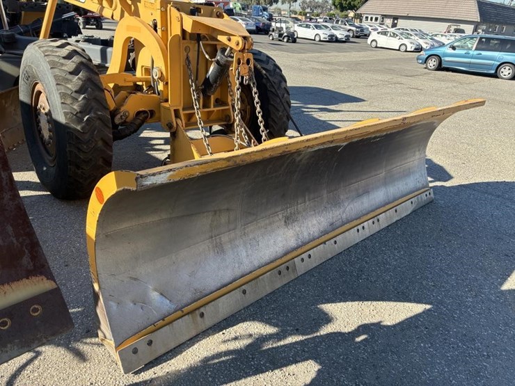 2008-deere-772d-image-6