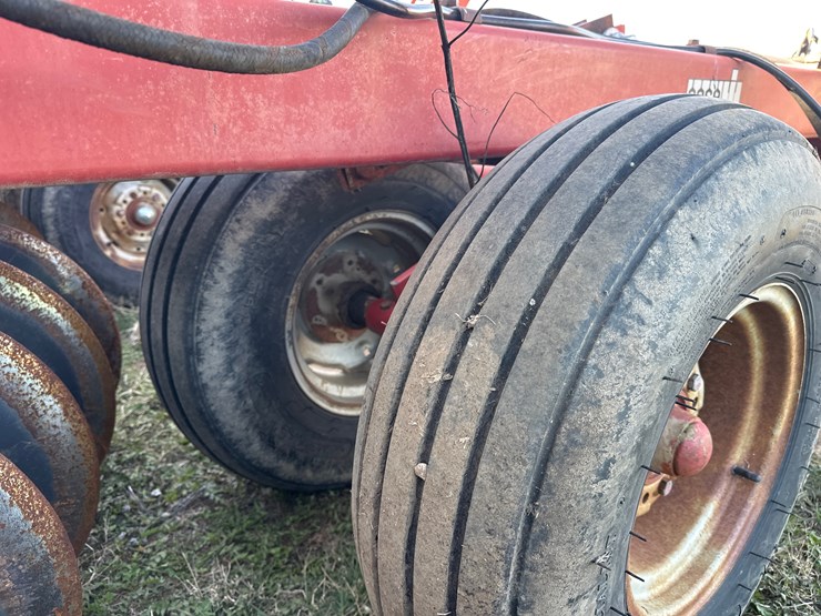 case-ih-3900-image-8