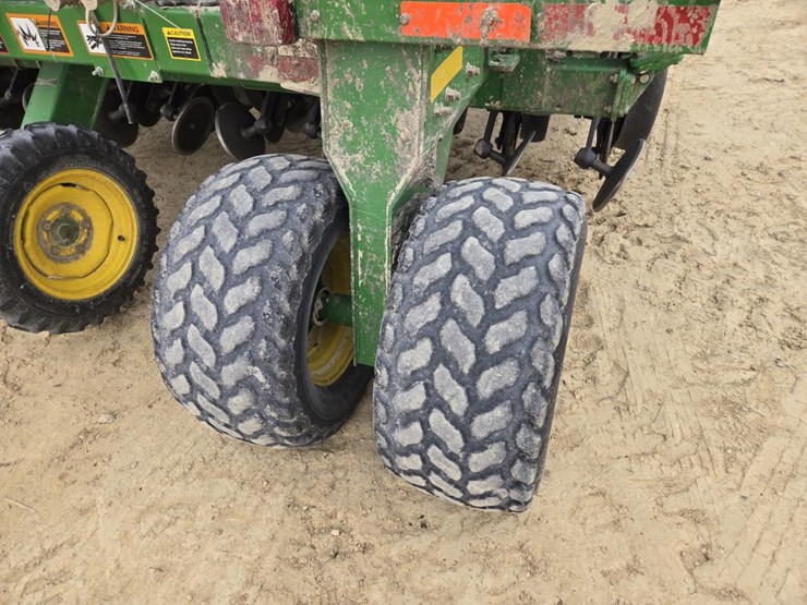 2009-john-deere-1990ccs-image-9