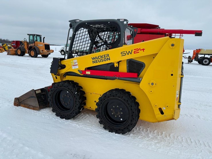 wacker-neuson-sw24-image-6