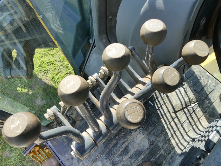 2018-deere-770g-image-19