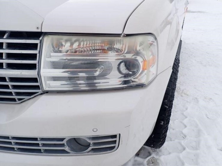 2009-lincoln-navigator-image-65