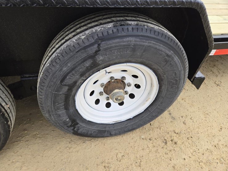 2015-big-tex-car-hauler-image-6