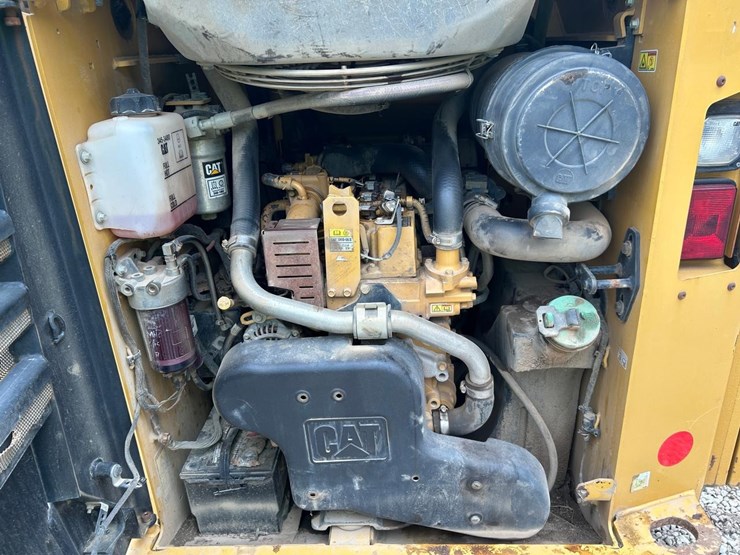 caterpillar-259d-image-15