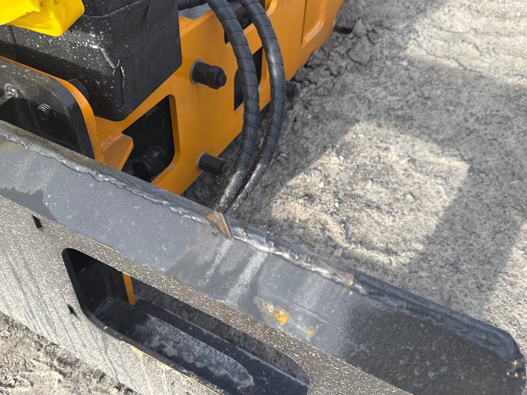 #2080-•-unused-giyi-p680-skid-steer-breaker-hammer-psc680260287-inv#-41987-image-10