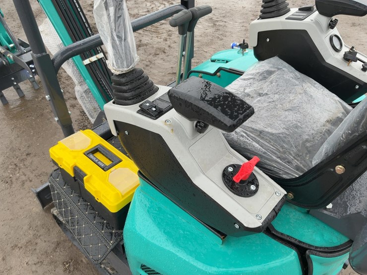 #1221-•-unused-sdle18p-mini-excavator-image-10