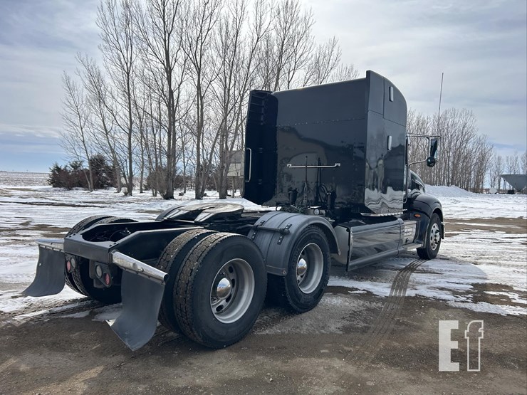 2012-peterbilt-386-image-5