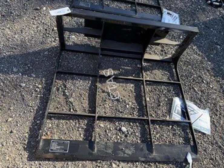 #231-•-mini-skid-steer-land-leveler-image-1