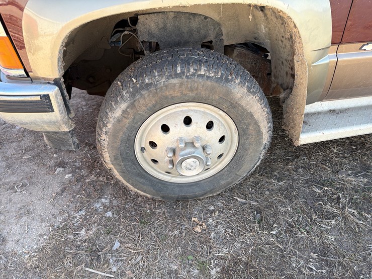 chevrolet-3500-image-15