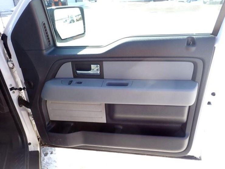 2013-ford-f150-xlt-image-41