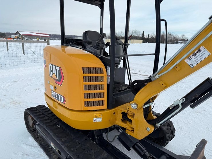 caterpillar-302.7d-cr-image-15