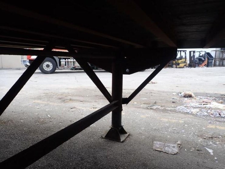 1997-stoughton-48-ft-image-33