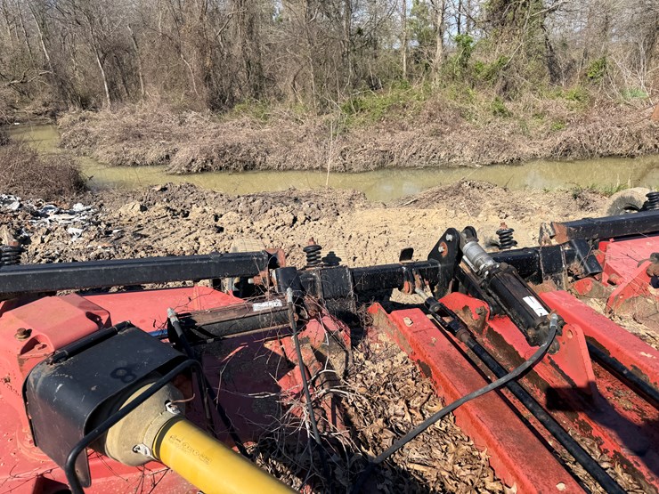 bush-hog-3715-image-35