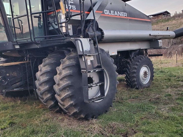 2005-gleaner-r75-image-18