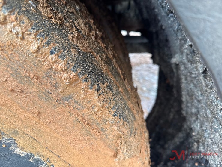 2000-international-4700-image-13