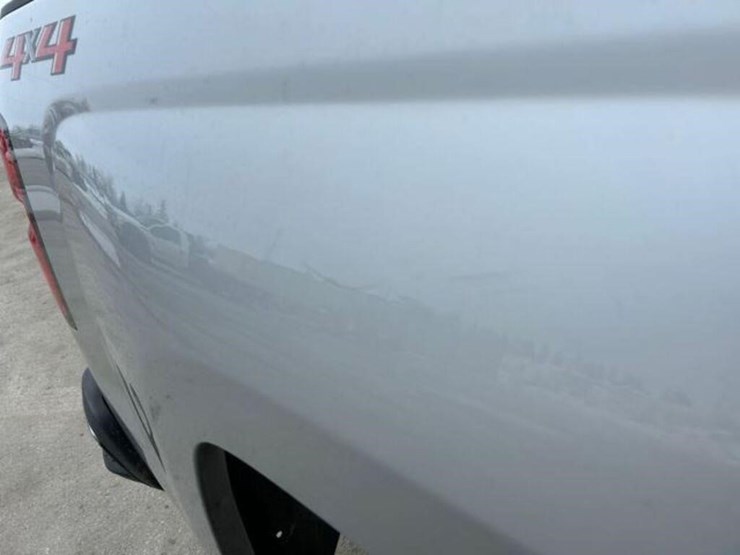 2018-chevrolet-silverado-2500hd-image-65