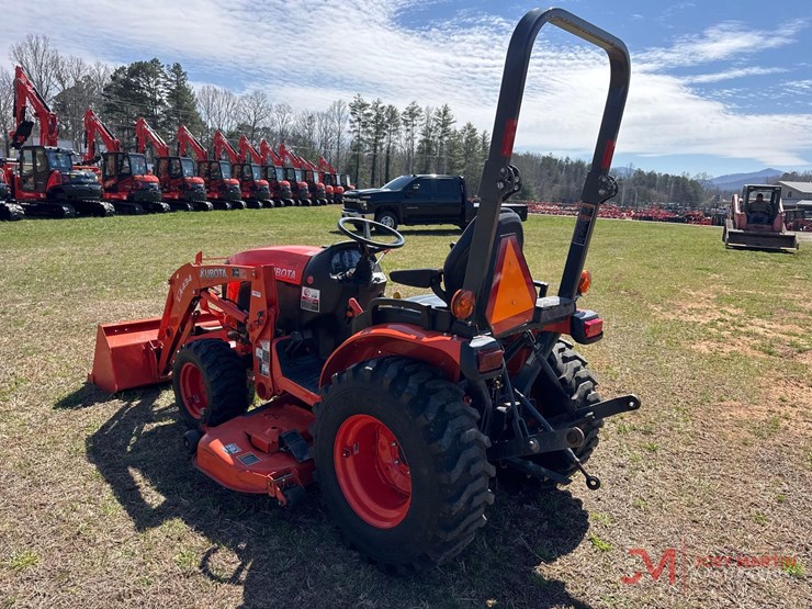kubota-b2601-utility-tractor-image-4