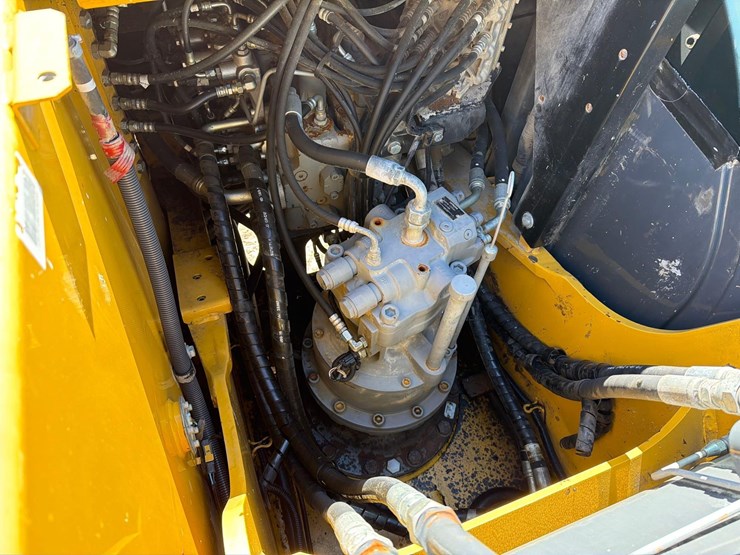 2020-deere-160g-image-22