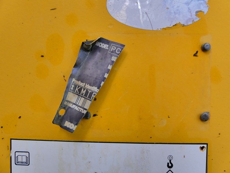 2006-komatsu-pc220-image-15