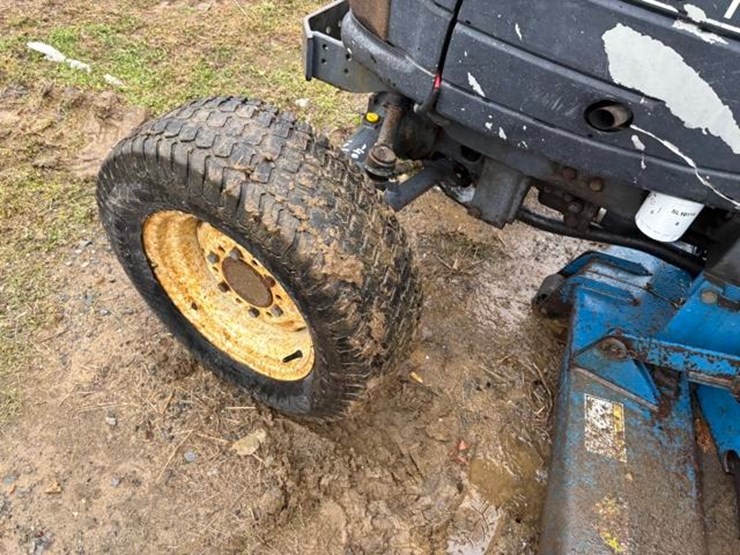 new-holland-tc25d-image-10