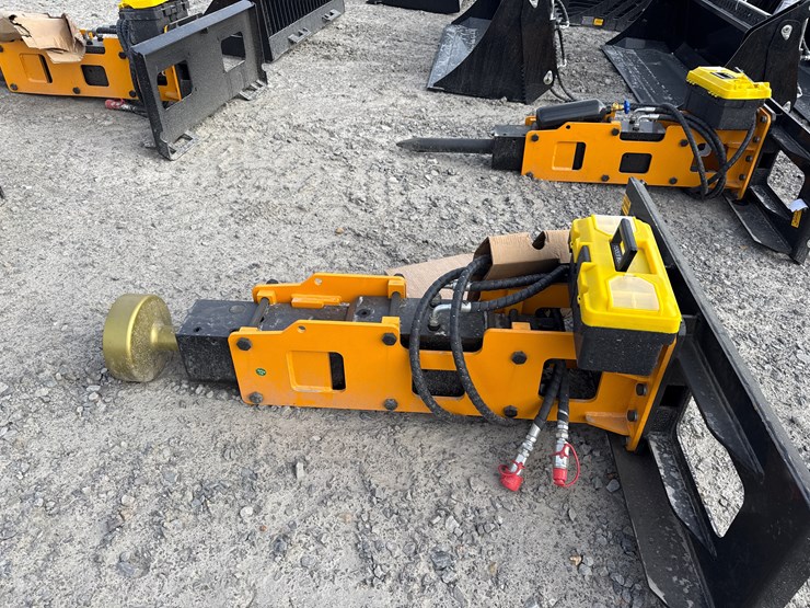 #2077-•-unused-giyi-d680-skid-steer-pile-hammer-dzc680251340-inv#-42020-image-6