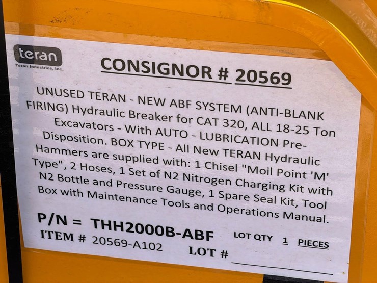 caterpillar-320-image-6