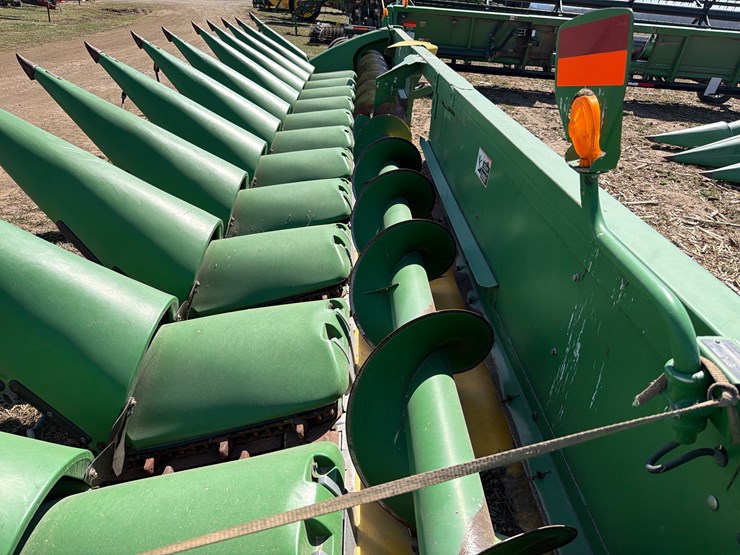 2012-john-deere-612c-image-3